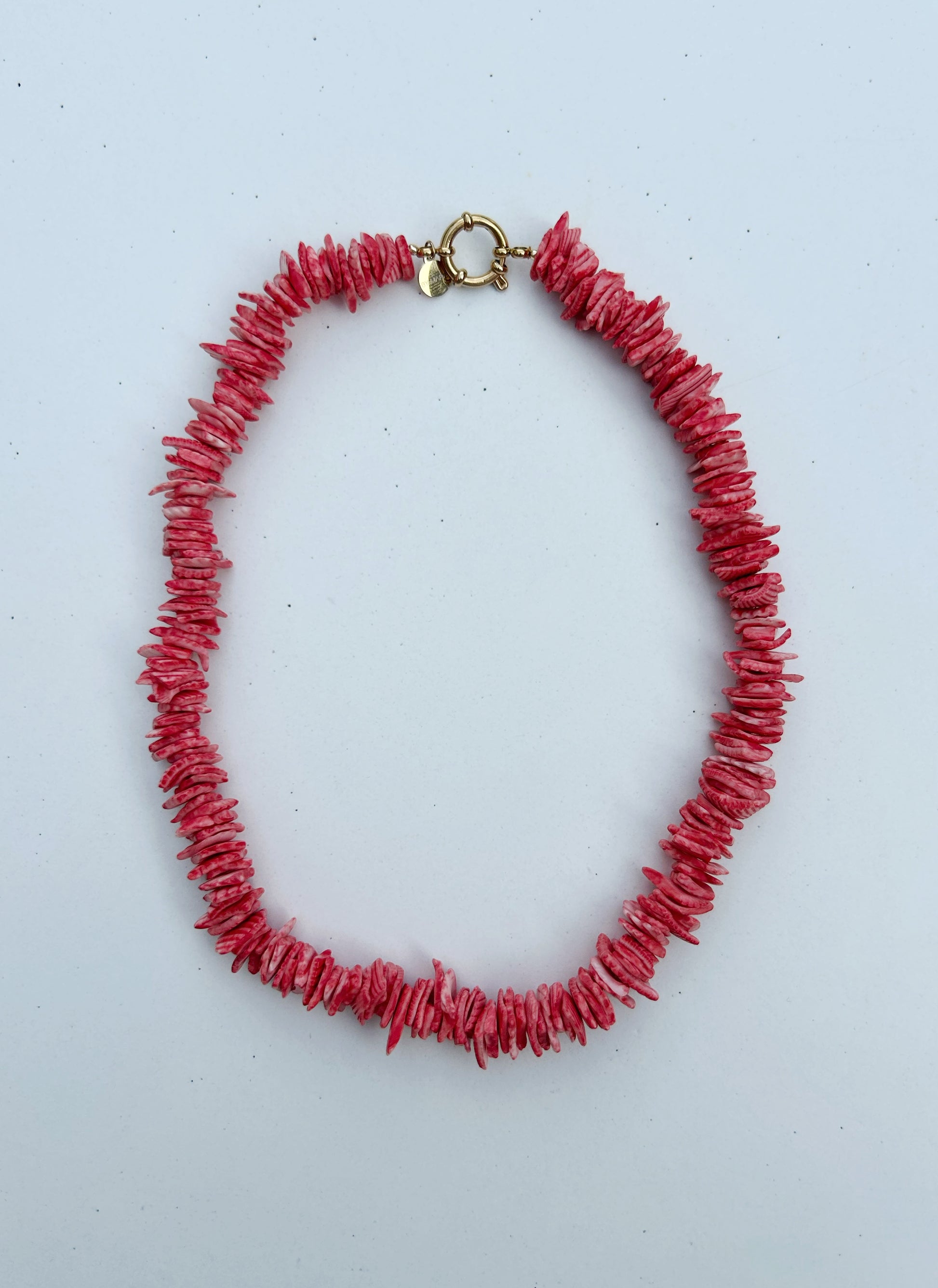 Schelpen ketting rood