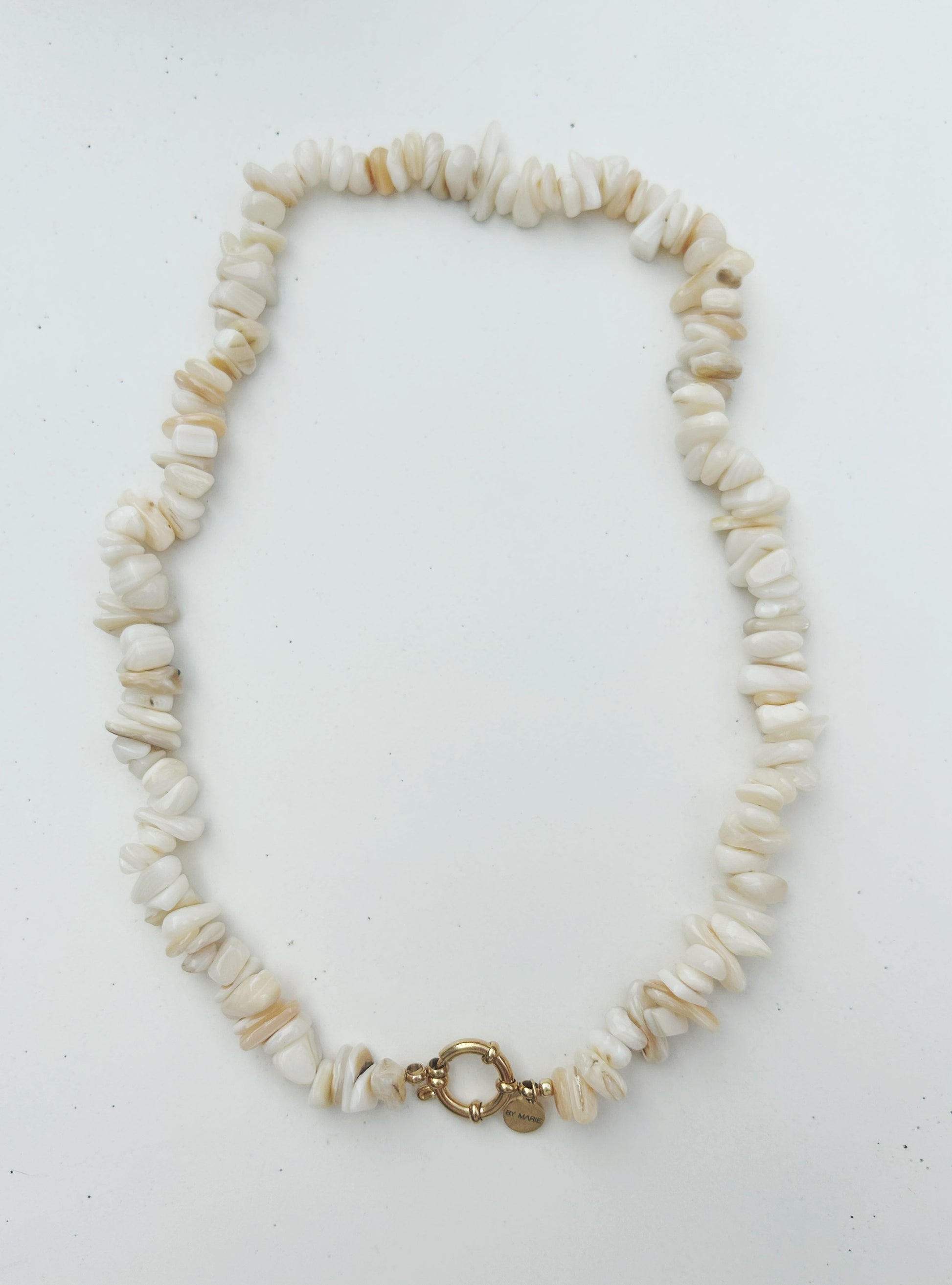 Natuursteen ketting wit